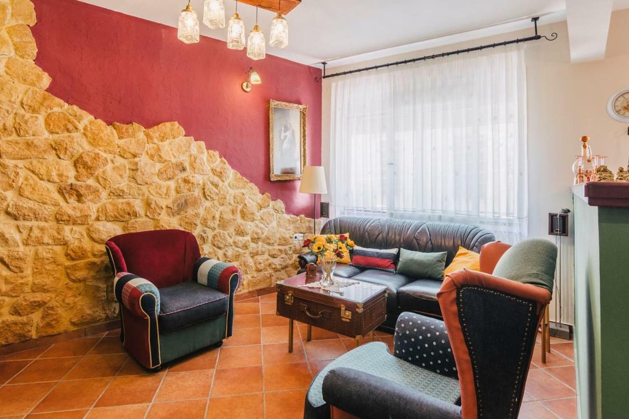 Gallery Home,Downtown, Ioannina. 외부 사진