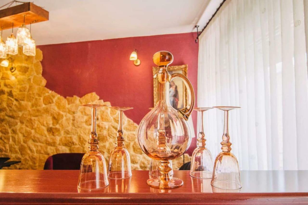 Gallery Home,Downtown, Ioannina. 외부 사진